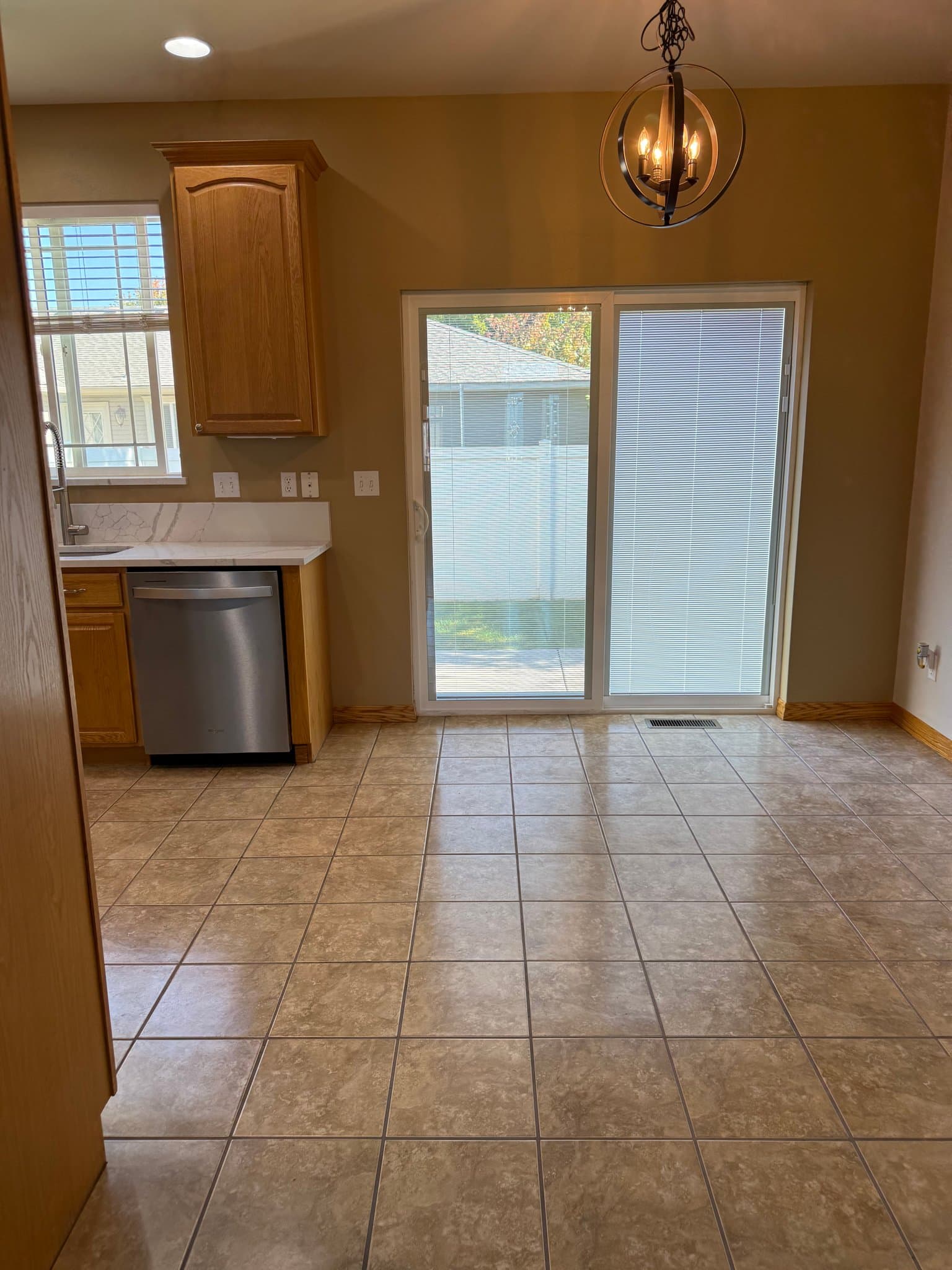 Yakima Townhome: 7001 Loren Pl