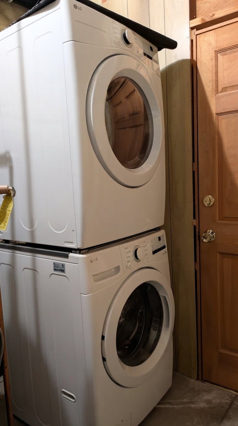 Danbury Apartment: 9 Mtn. Laurel Lane
