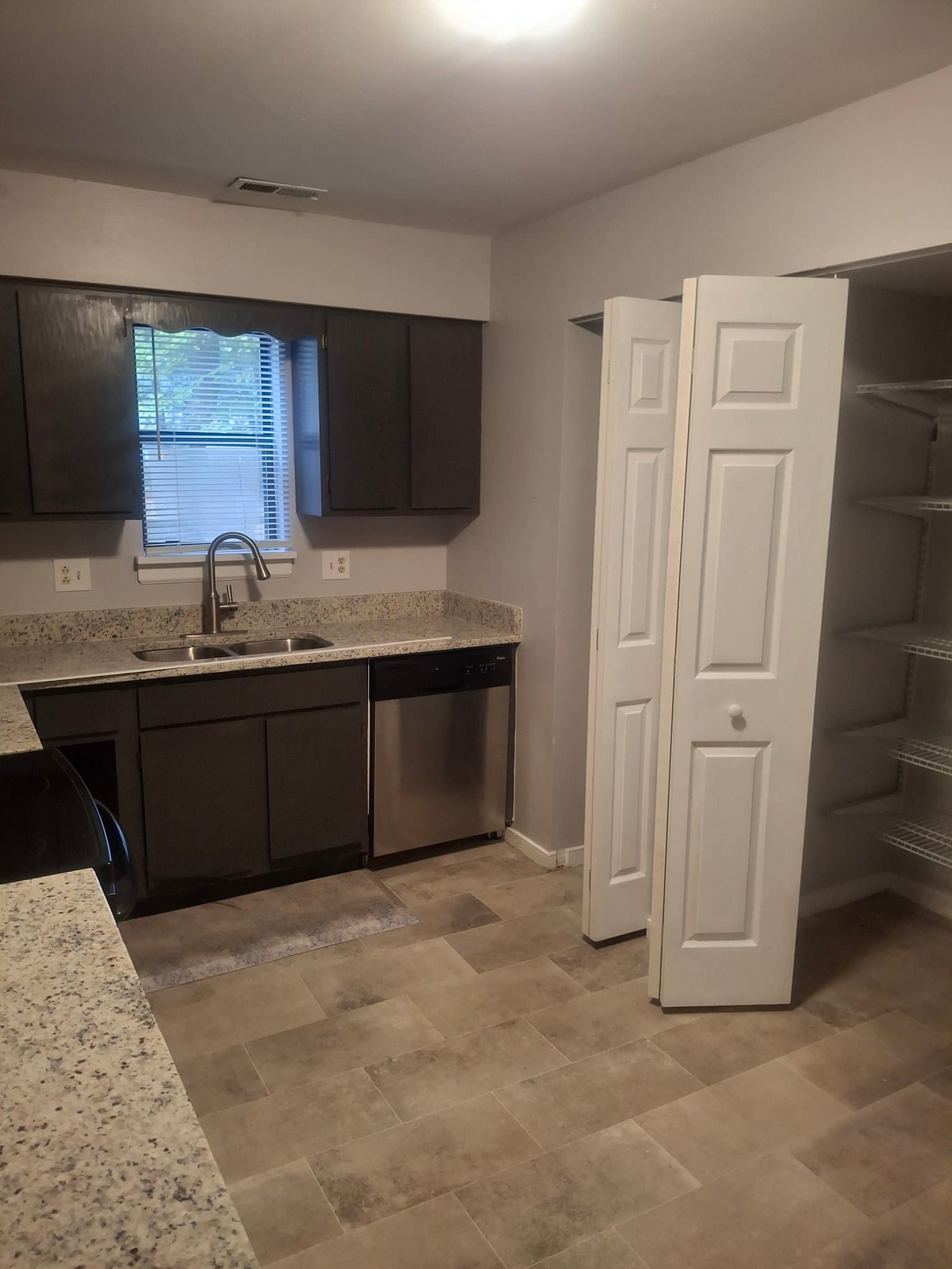 Richmond House: 704 Gordon School Ct