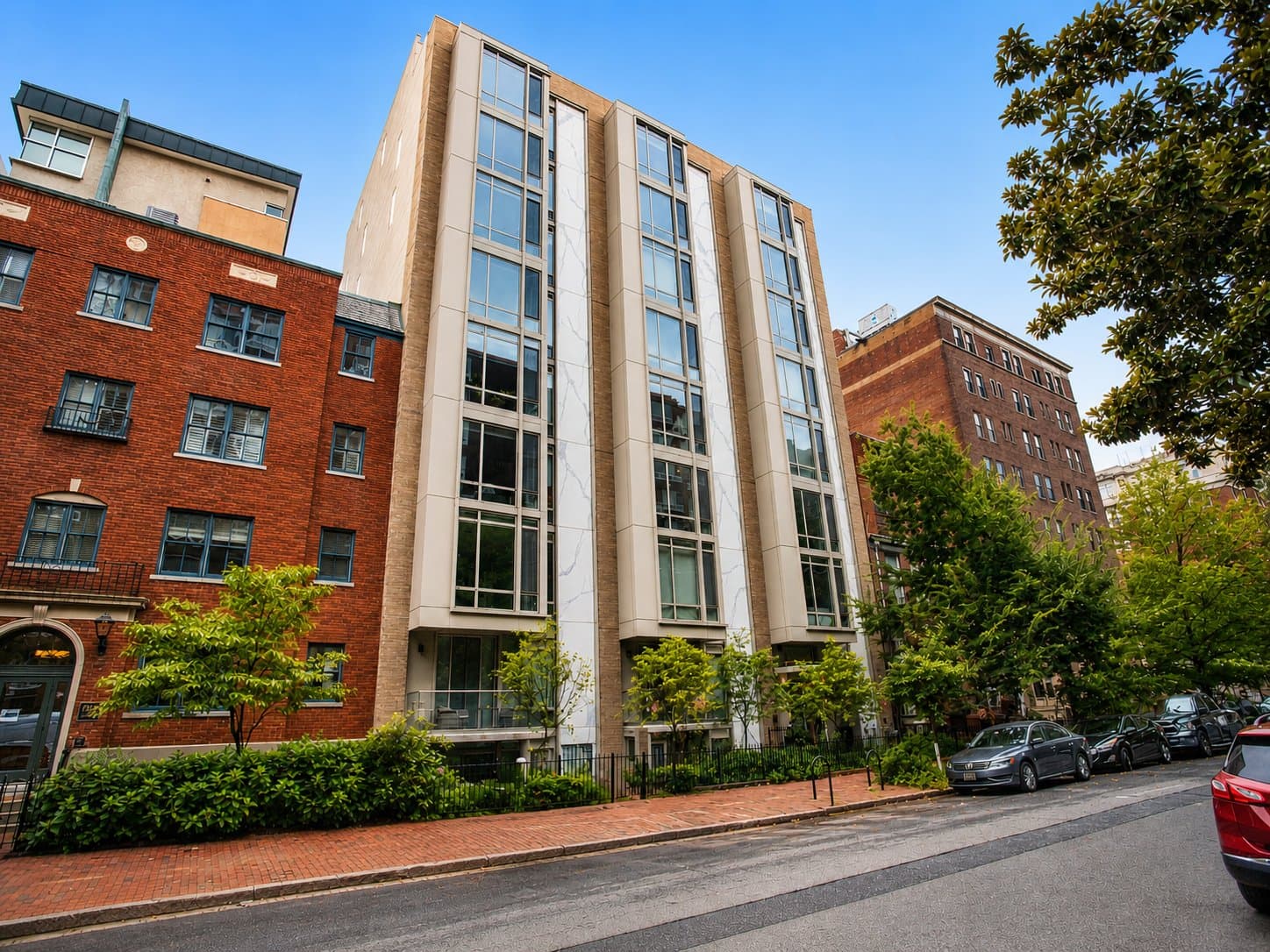 Washington Apartment: 1224 M St NW