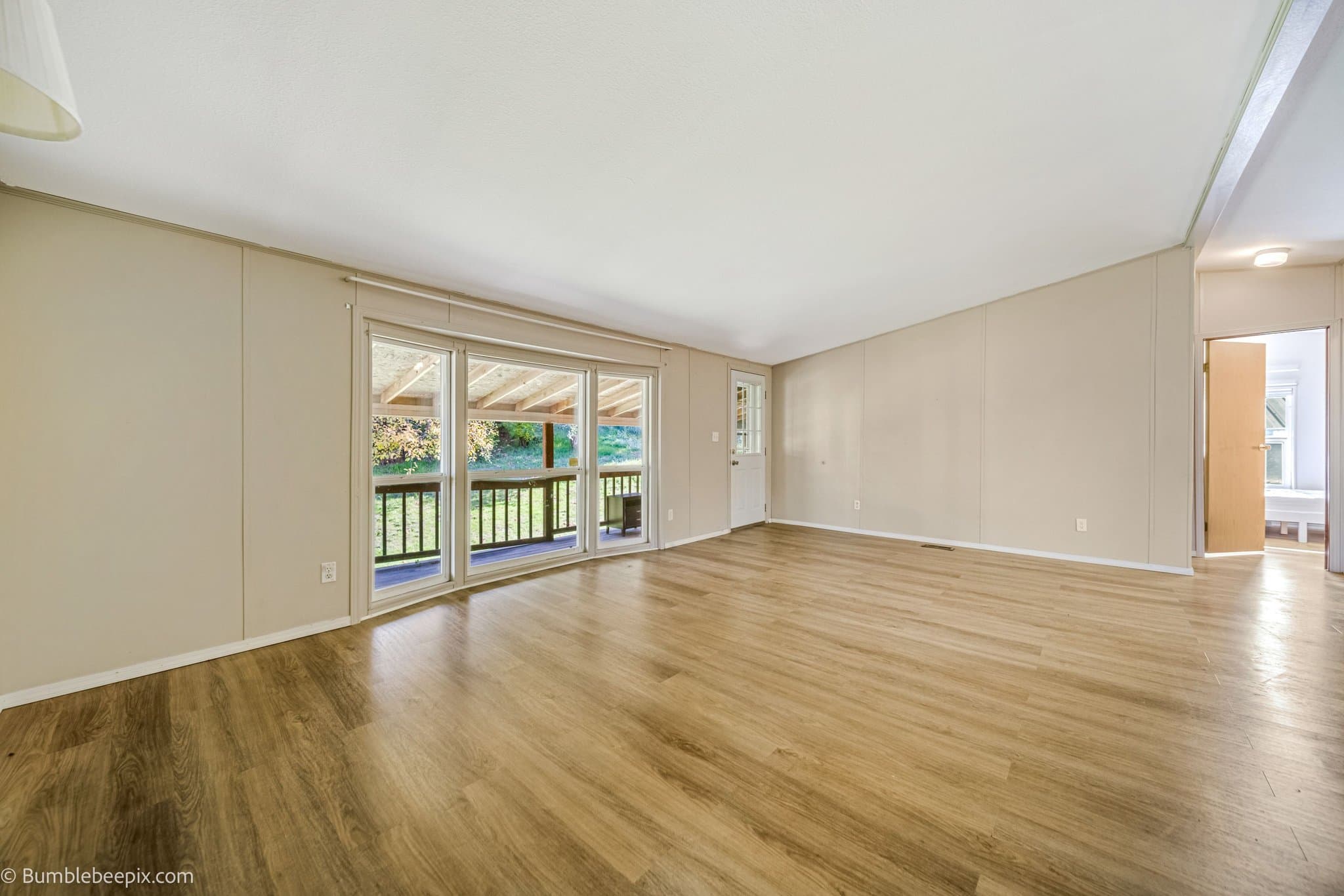 Oldtown Other: 221 E 4th St S