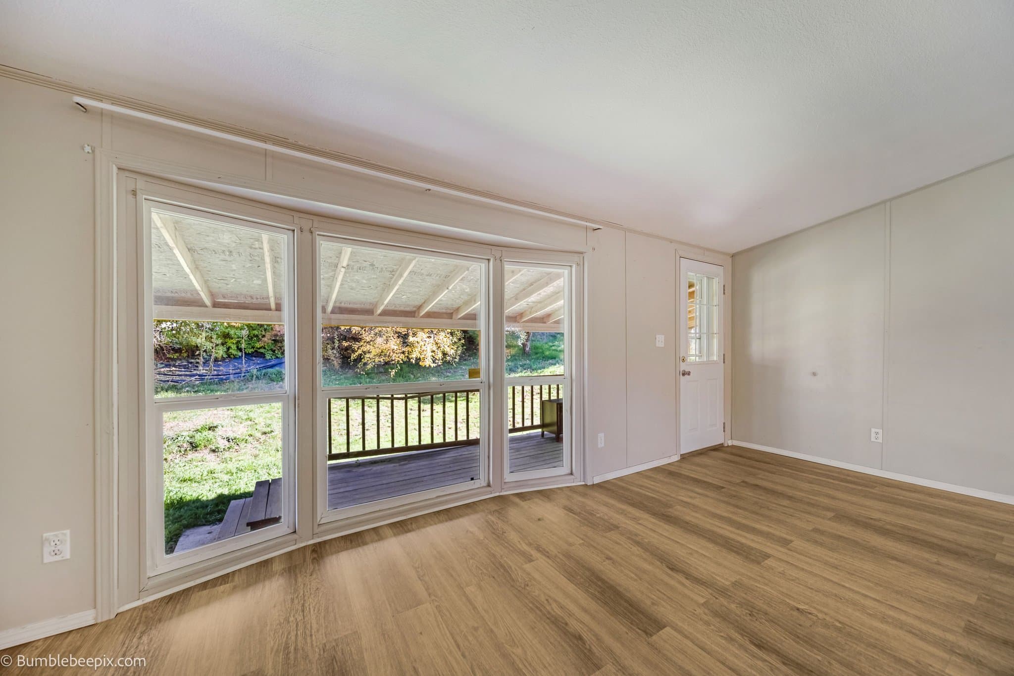 Oldtown Other: 221 E 4th St S