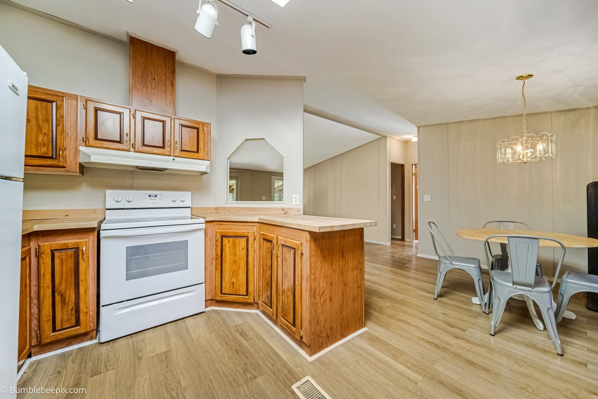Oldtown Other: 221 E 4th St S