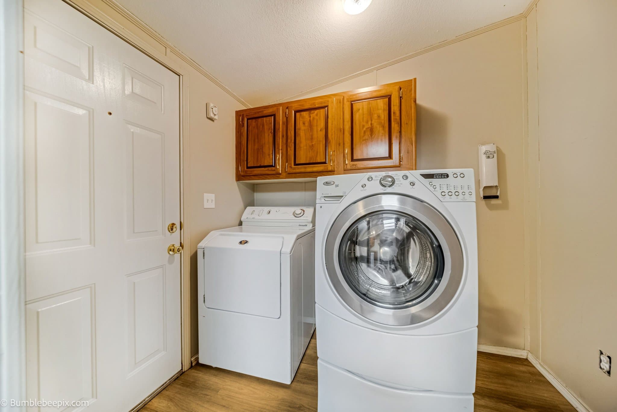 Oldtown Other: 221 E 4th St S