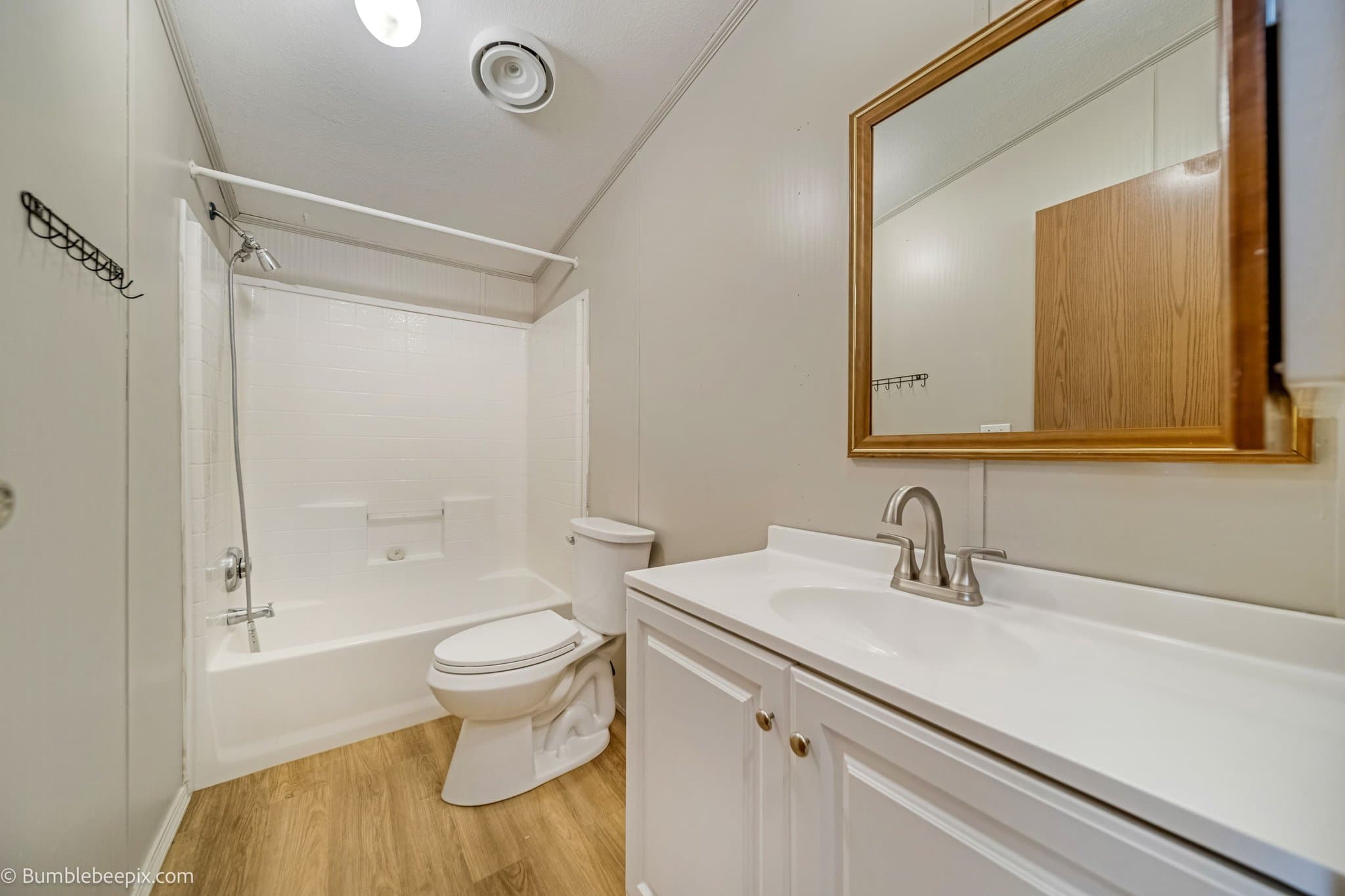 Oldtown Other: 221 E 4th St S