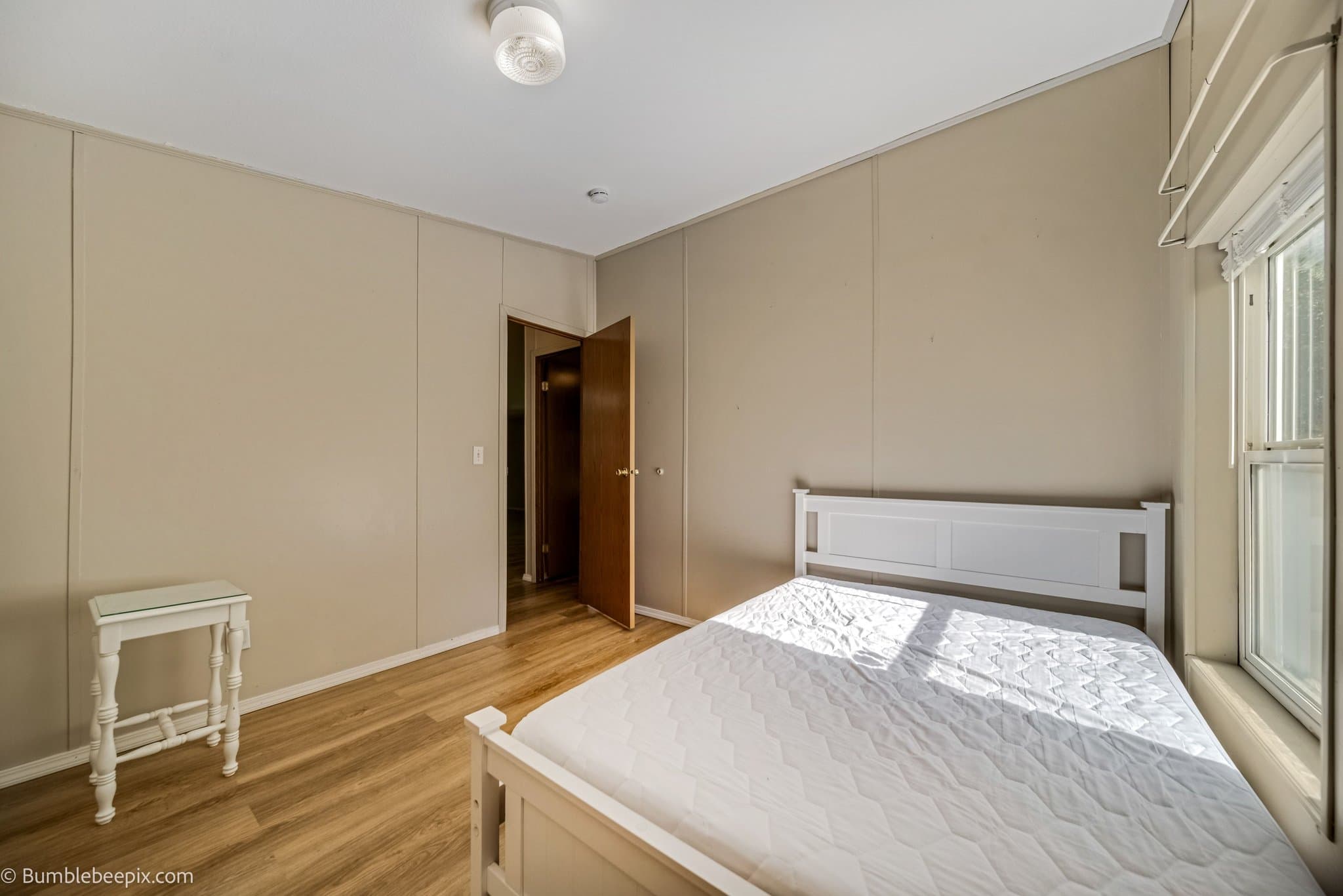 Oldtown Other: 221 E 4th St S