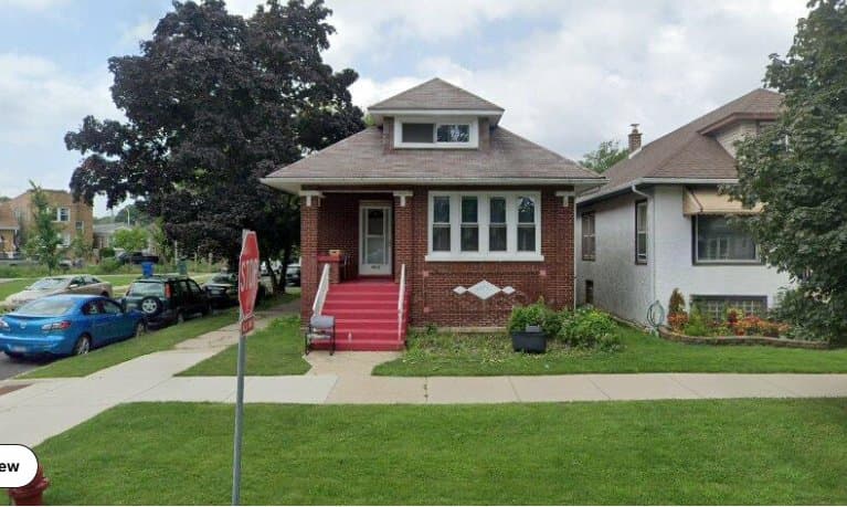 Chicago Single Room: 4600 N Kedvale Ave