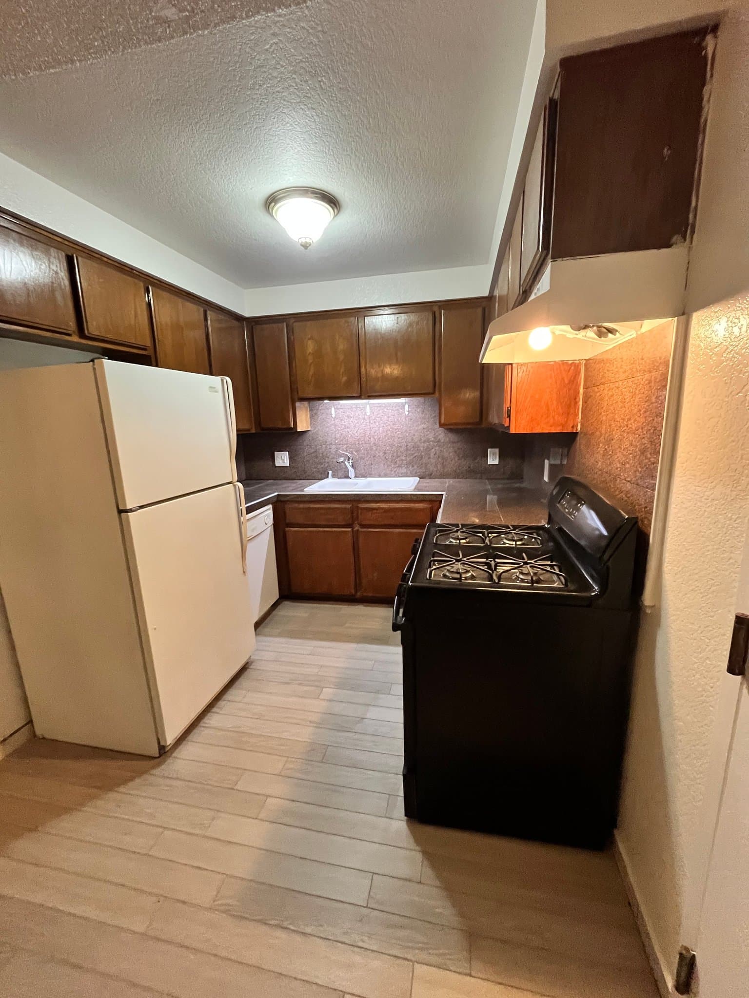 Torrance House: 1519 W 206th St