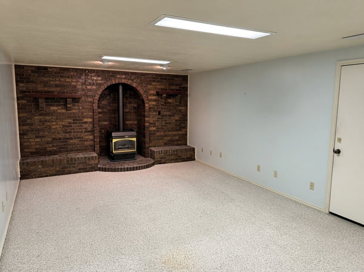 Clearfield Other: 1182 W 150 S