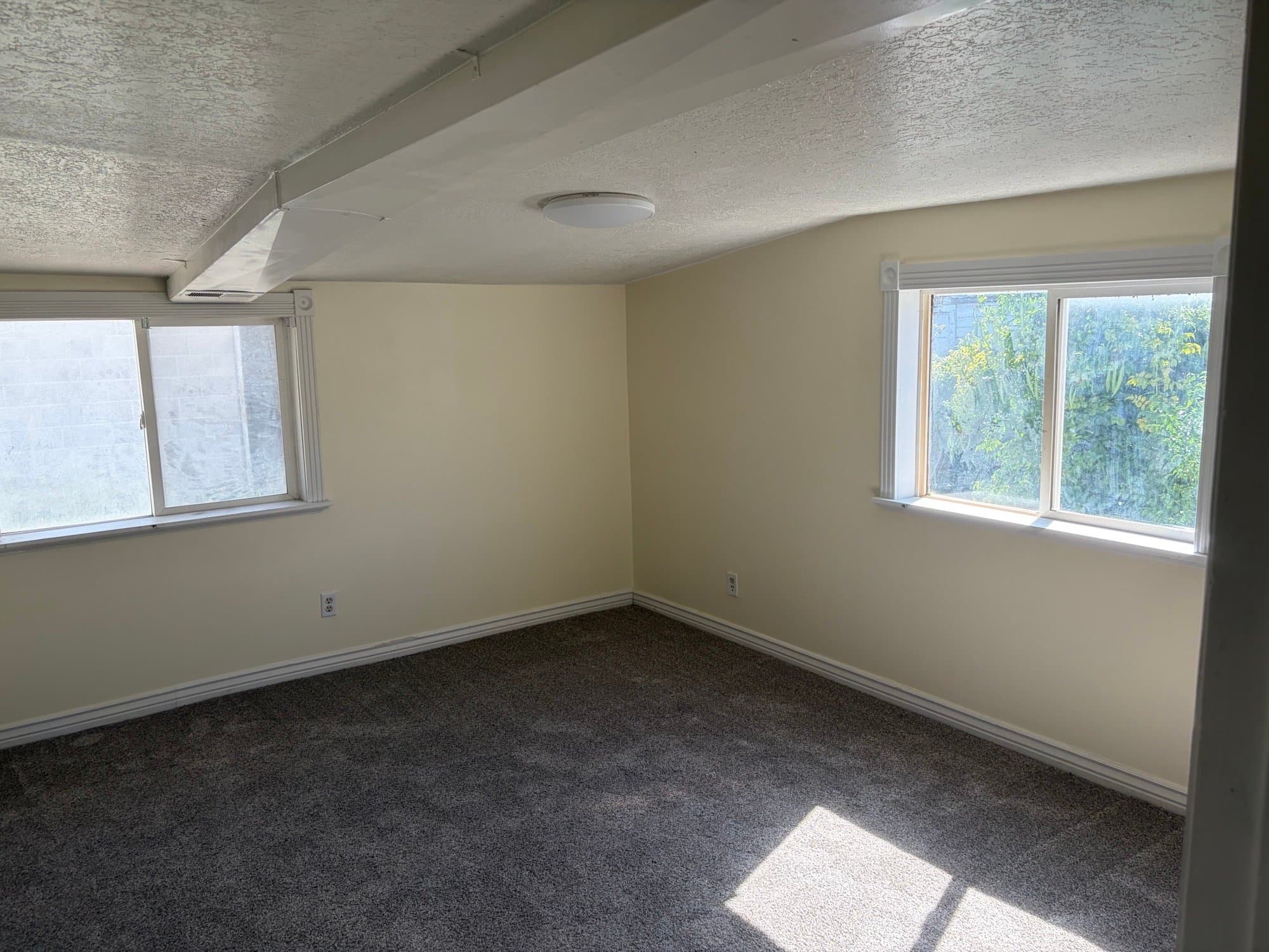 Salt Lake City House: 5011 S Glenn St
