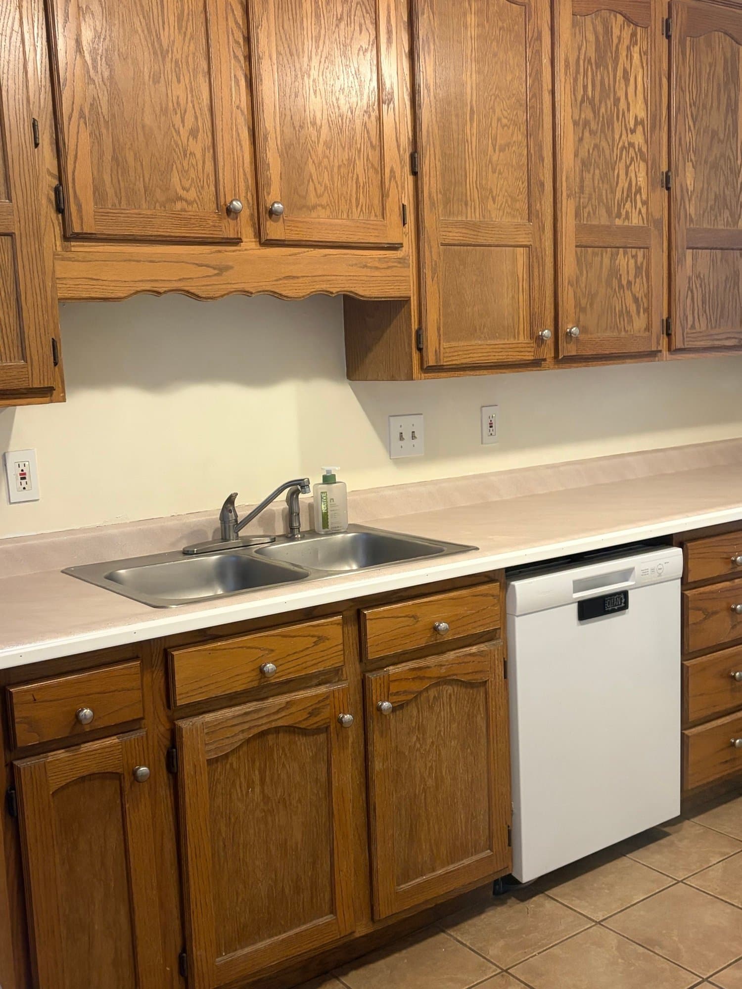 Salt Lake City House: 5011 S Glenn St