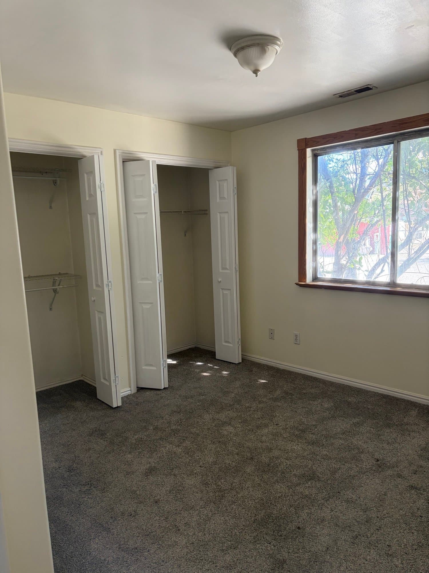 Salt Lake City House: 5011 S Glenn St