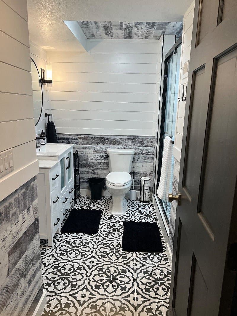 Westminster Single Room: 3847 W 103rd Dr
