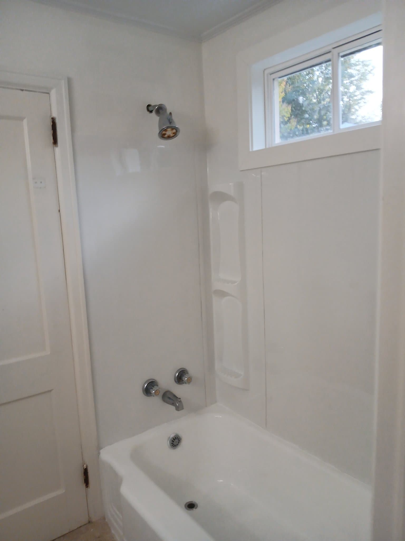 Columbia House: 3211 Bagnal Dr