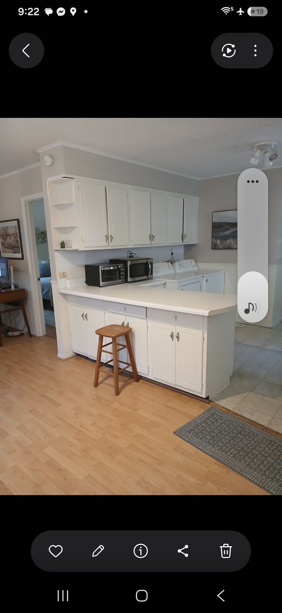 Columbia House: 3211 Bagnal Dr