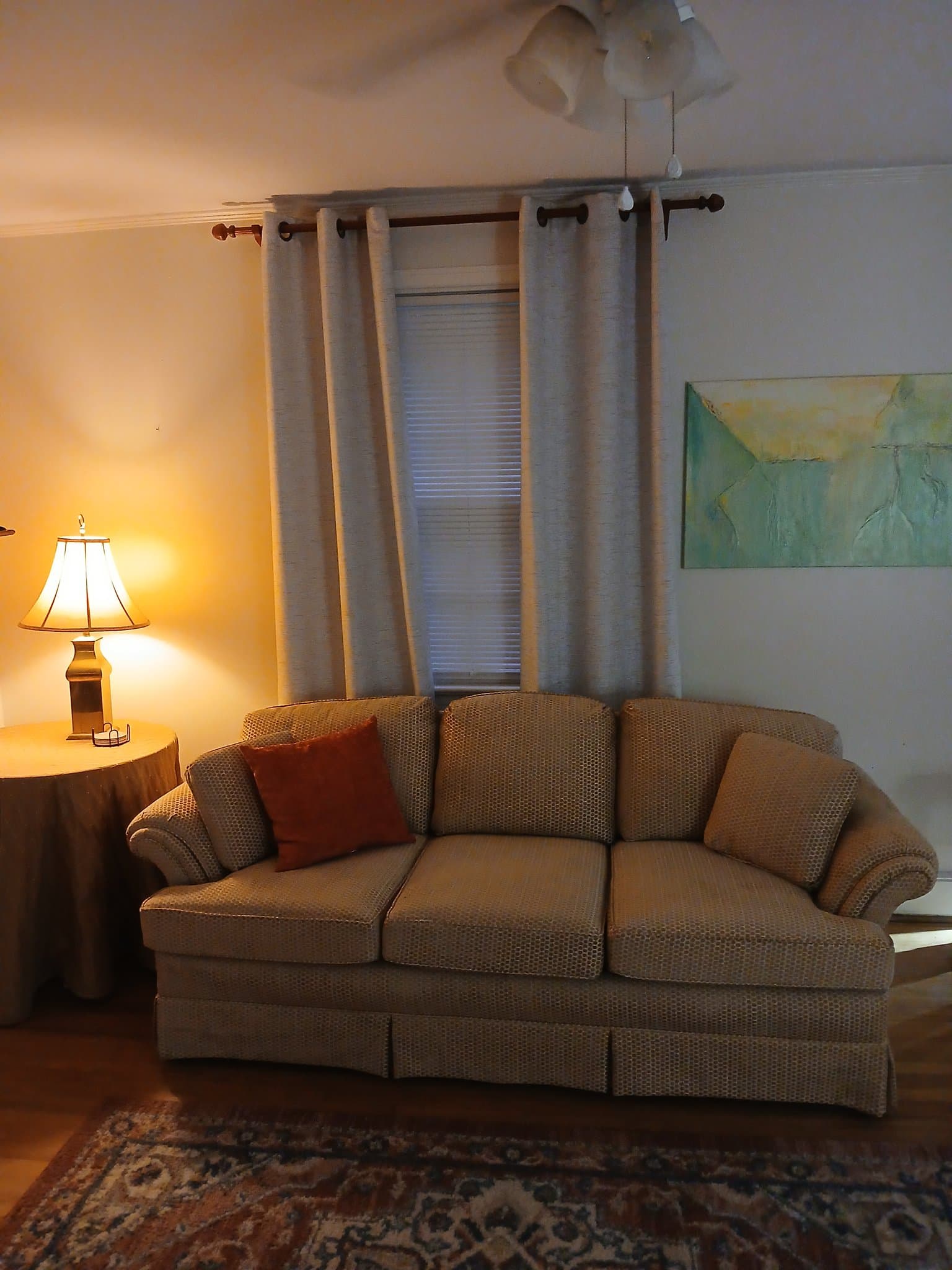 Columbia House: 3211 Bagnal Dr
