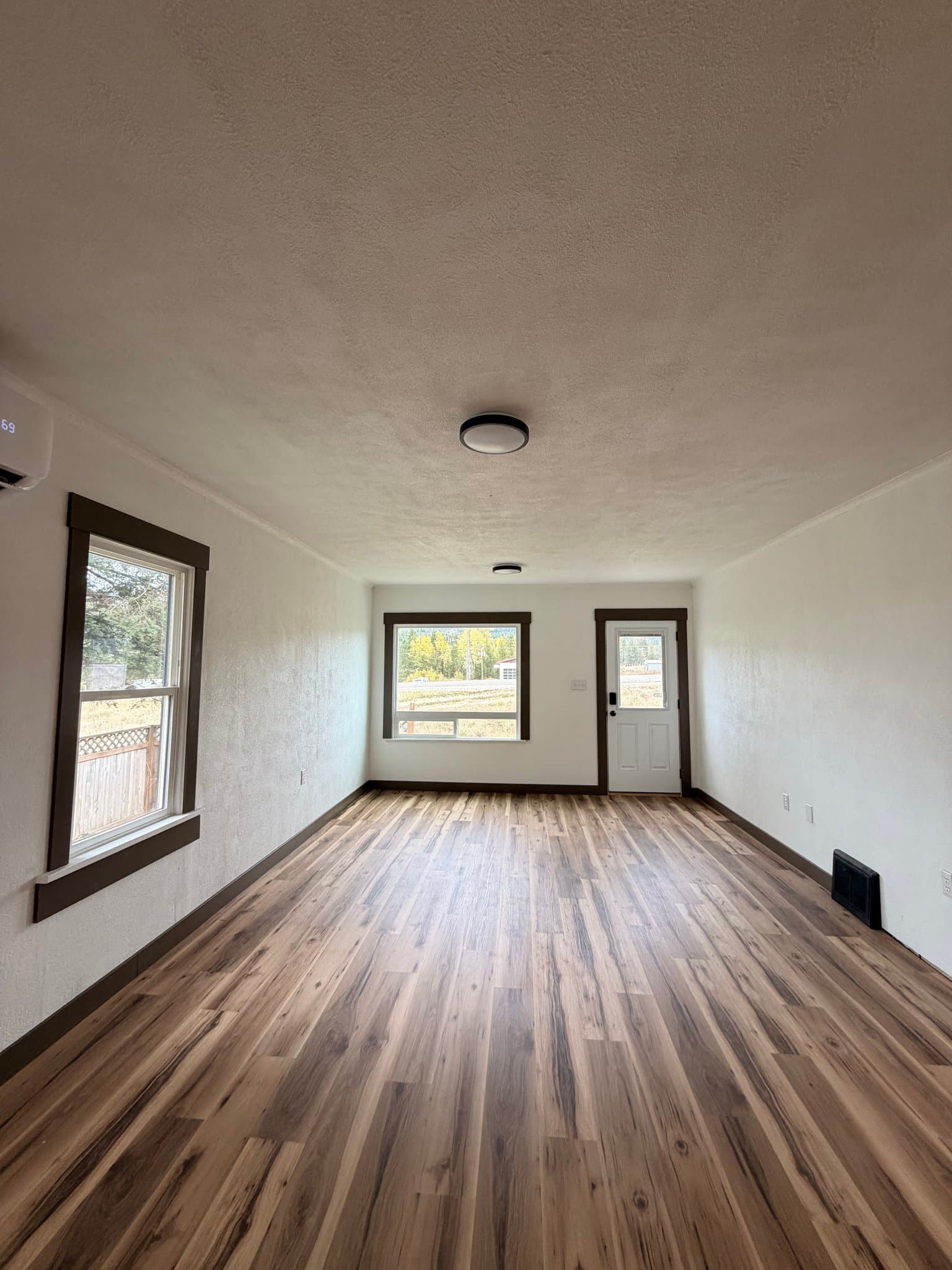 Priest River House: 4410 Highway 2