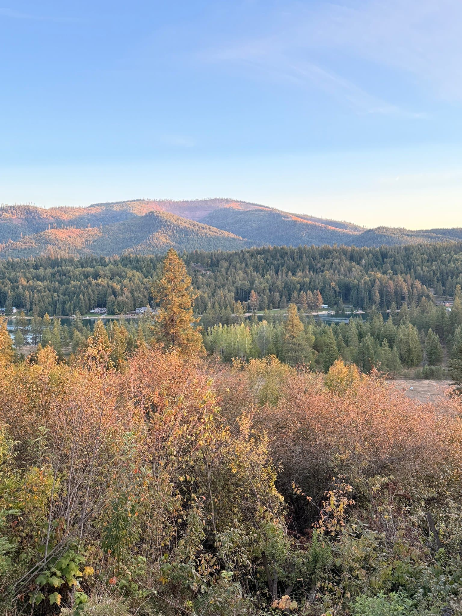 Priest River House: 4410 Highway 2