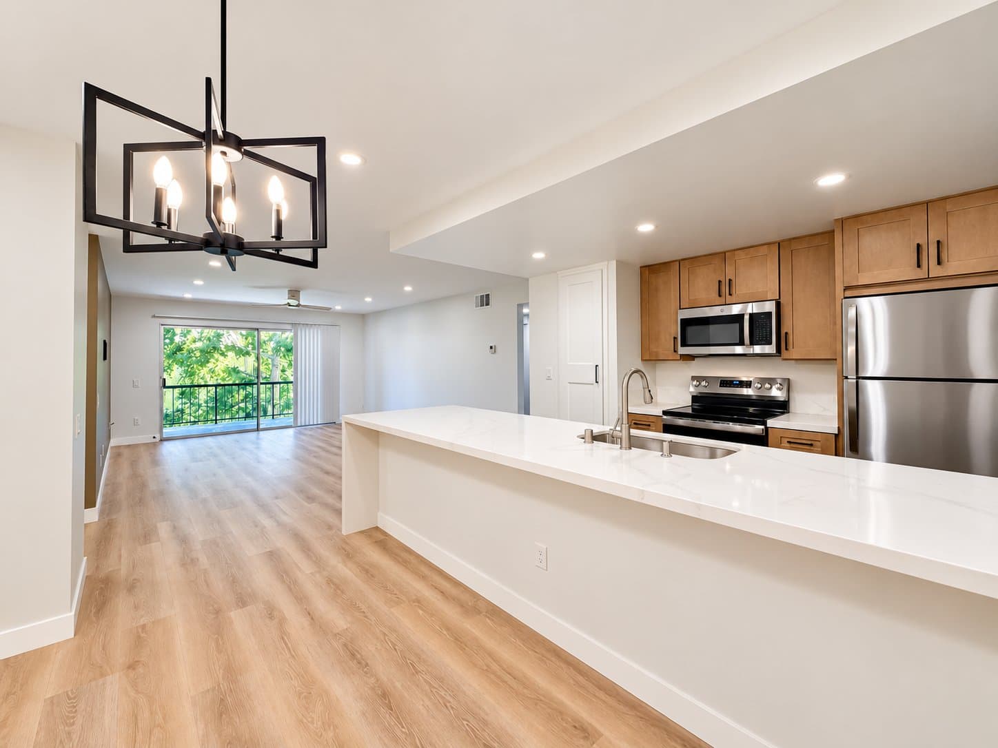San DIego Condo: 6049 Rancho Mission Rd
