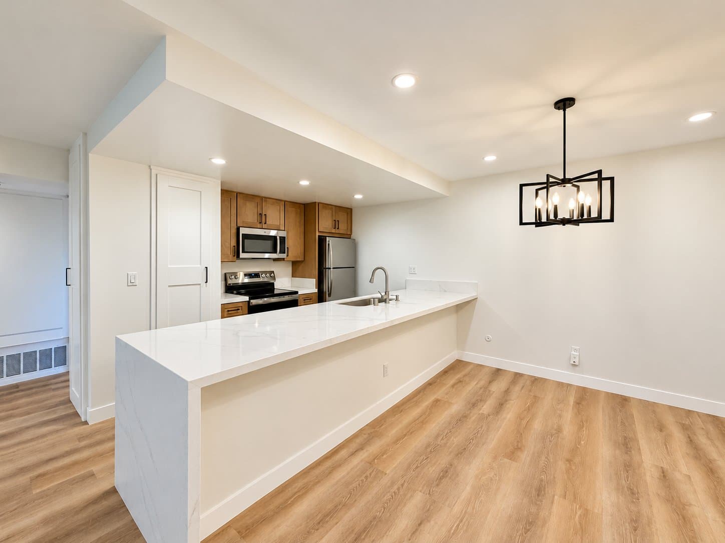 San DIego Condo: 6049 Rancho Mission Rd
