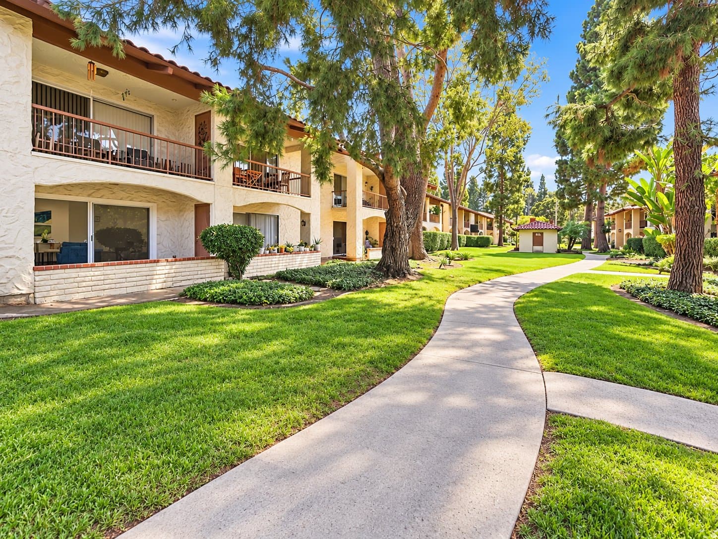 San DIego Condo: 6049 Rancho Mission Rd