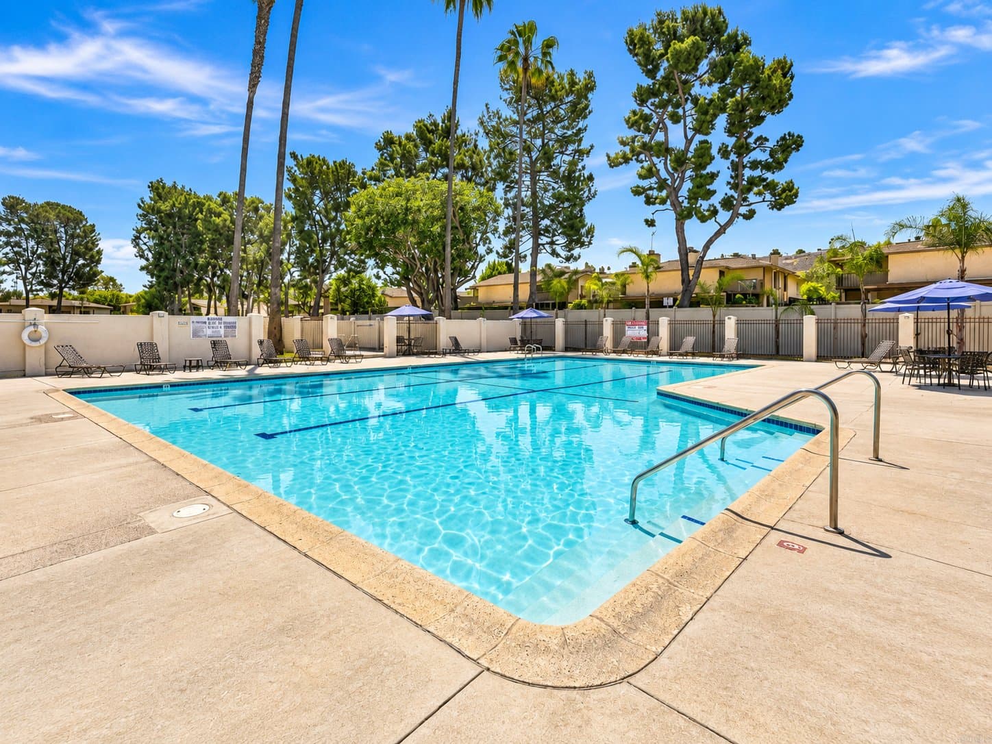 San DIego Condo: 6049 Rancho Mission Rd