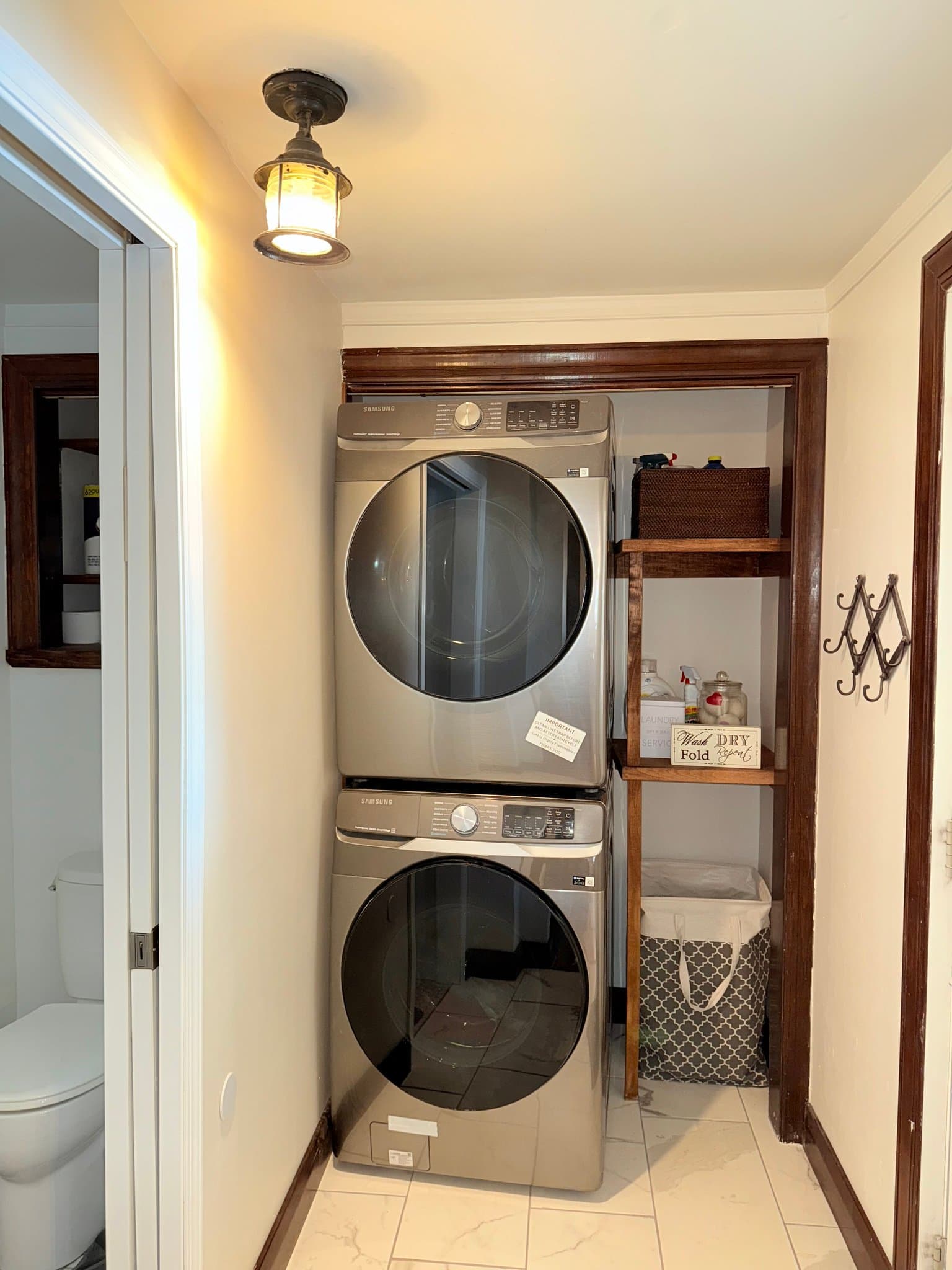 Urbana Single Room: 612 W Washington