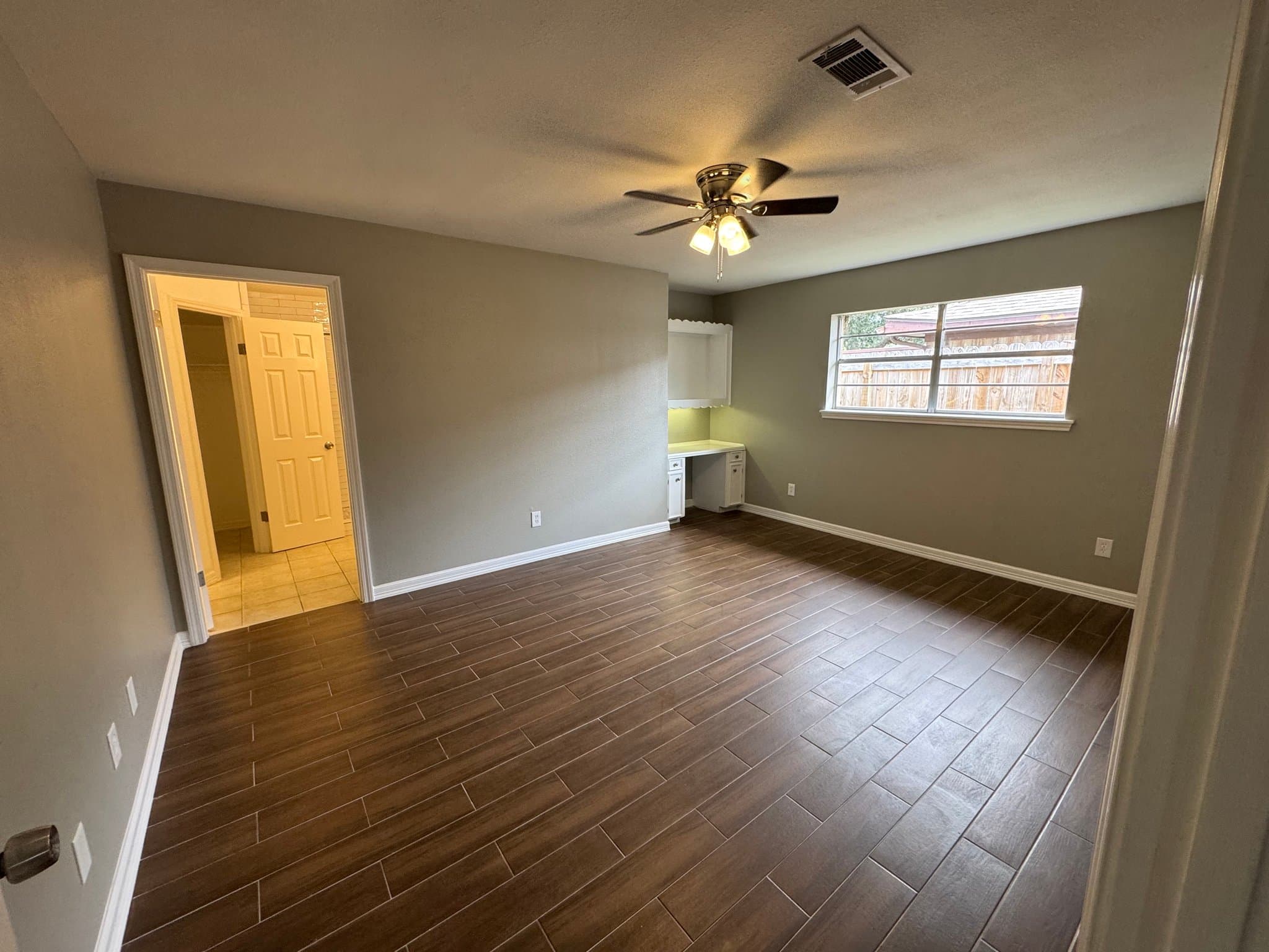 Texas City House: 510-28th Avenue North