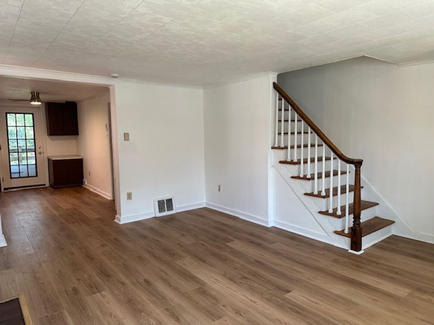 Harrisburg House: 2426 Mercer St