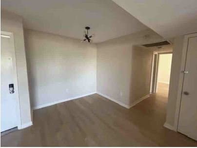 Houston Condo: 8427 Hearth Dr