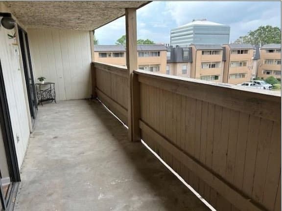 Houston Condo: 8427 Hearth Dr