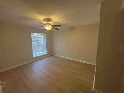 Houston Condo: 8427 Hearth Dr