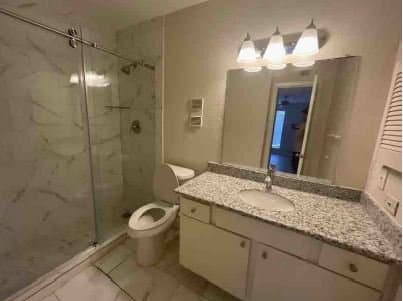 Houston Condo: 8427 Hearth Dr