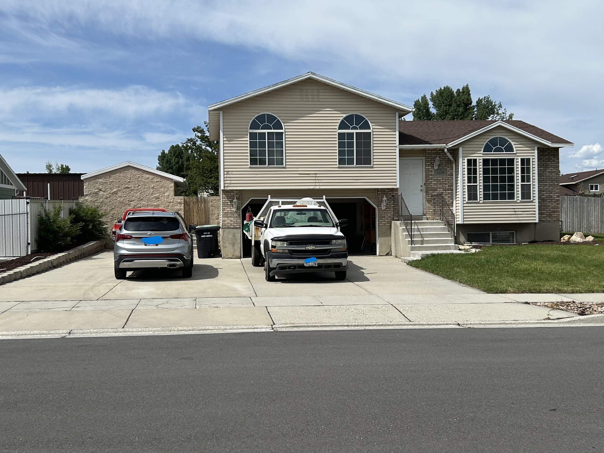 West Jordan House: 1458 West 8700 South