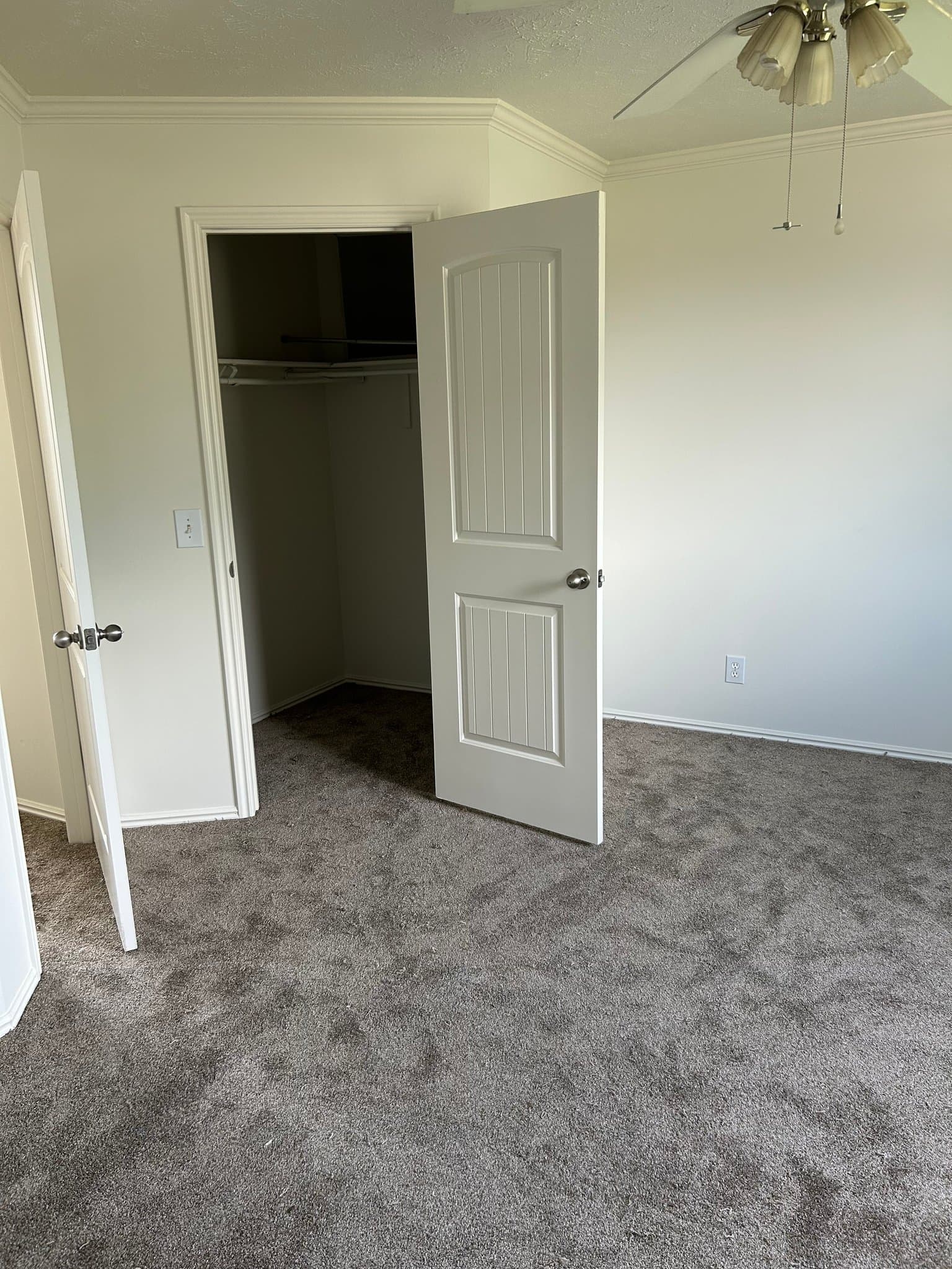 West Jordan House: 1458 West 8700 South