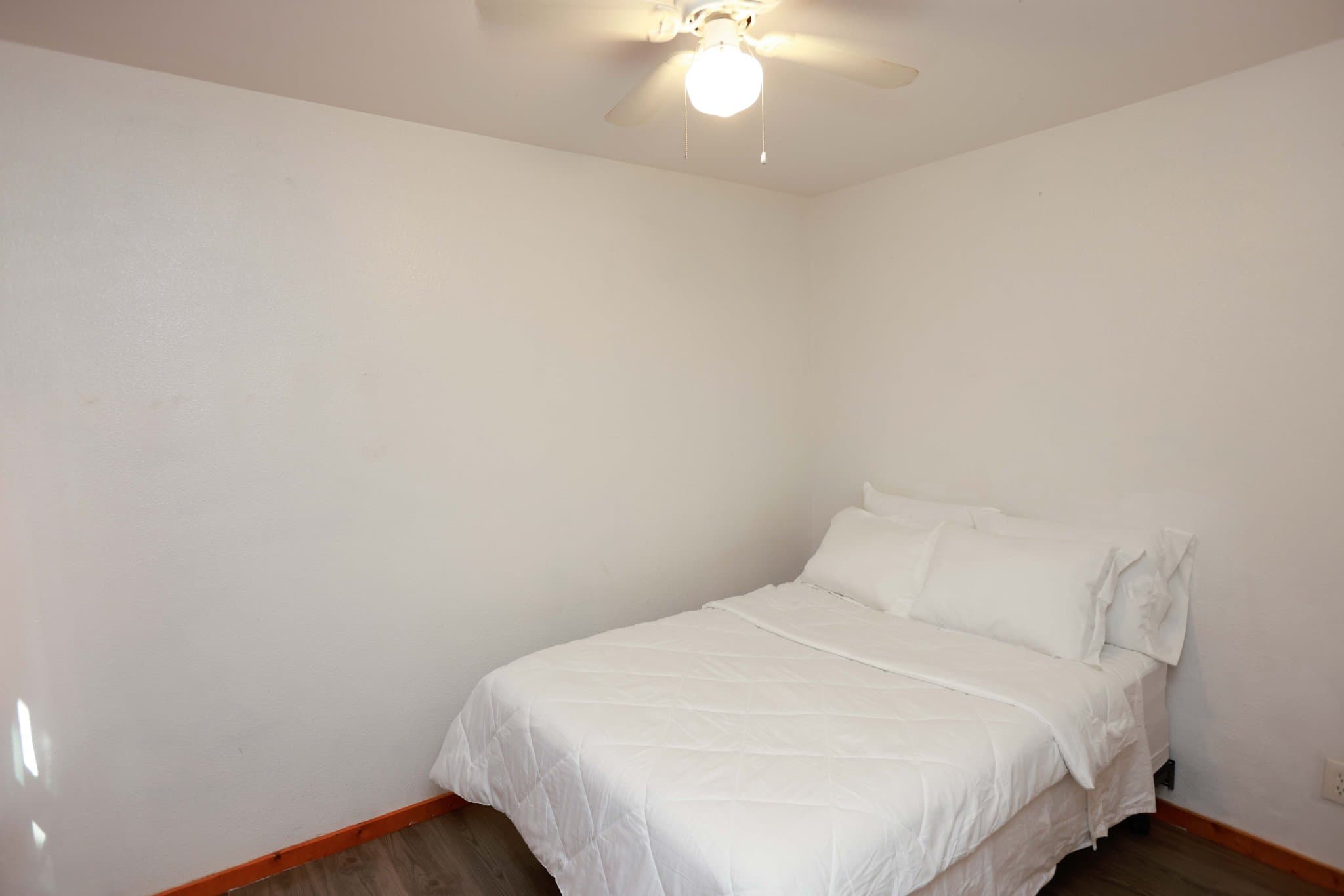 Stockdale Apartment: 403 Free Timber Lane