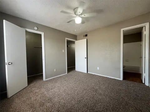 White Settlement Multiplex: 1625 Mary K Ln
