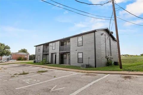 White Settlement Multiplex: 1625 Mary K Ln