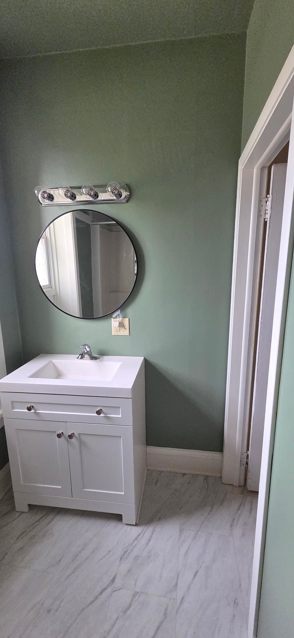 Sault Sainte Marie Apartment: 423 East Portage Ave
