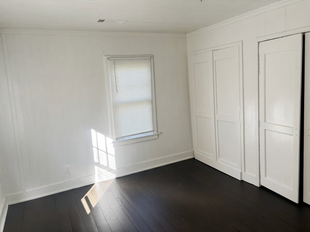 Clarkston House: 877 Montreal Rd