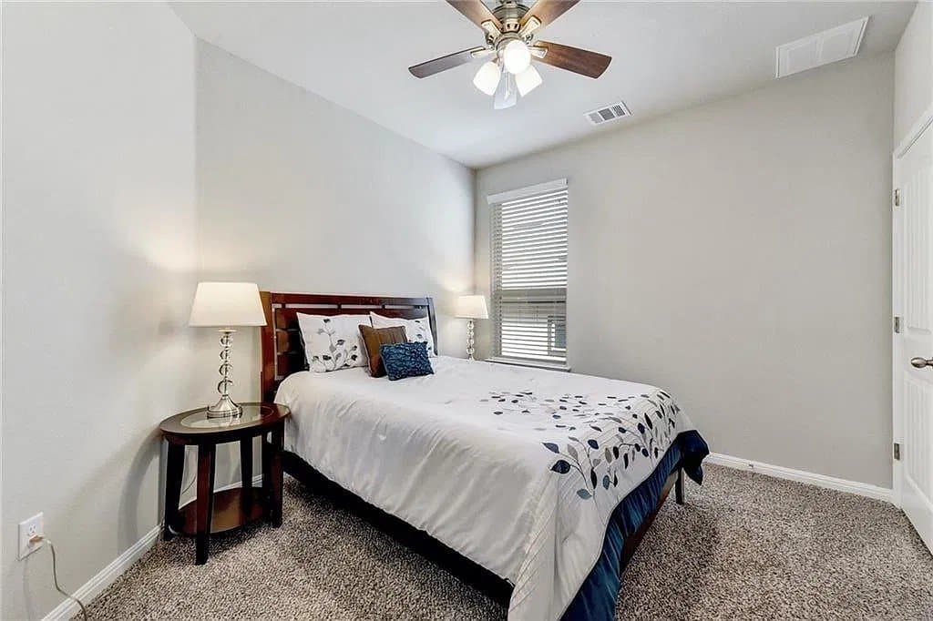 Austin House: 907 Firebranch Trl