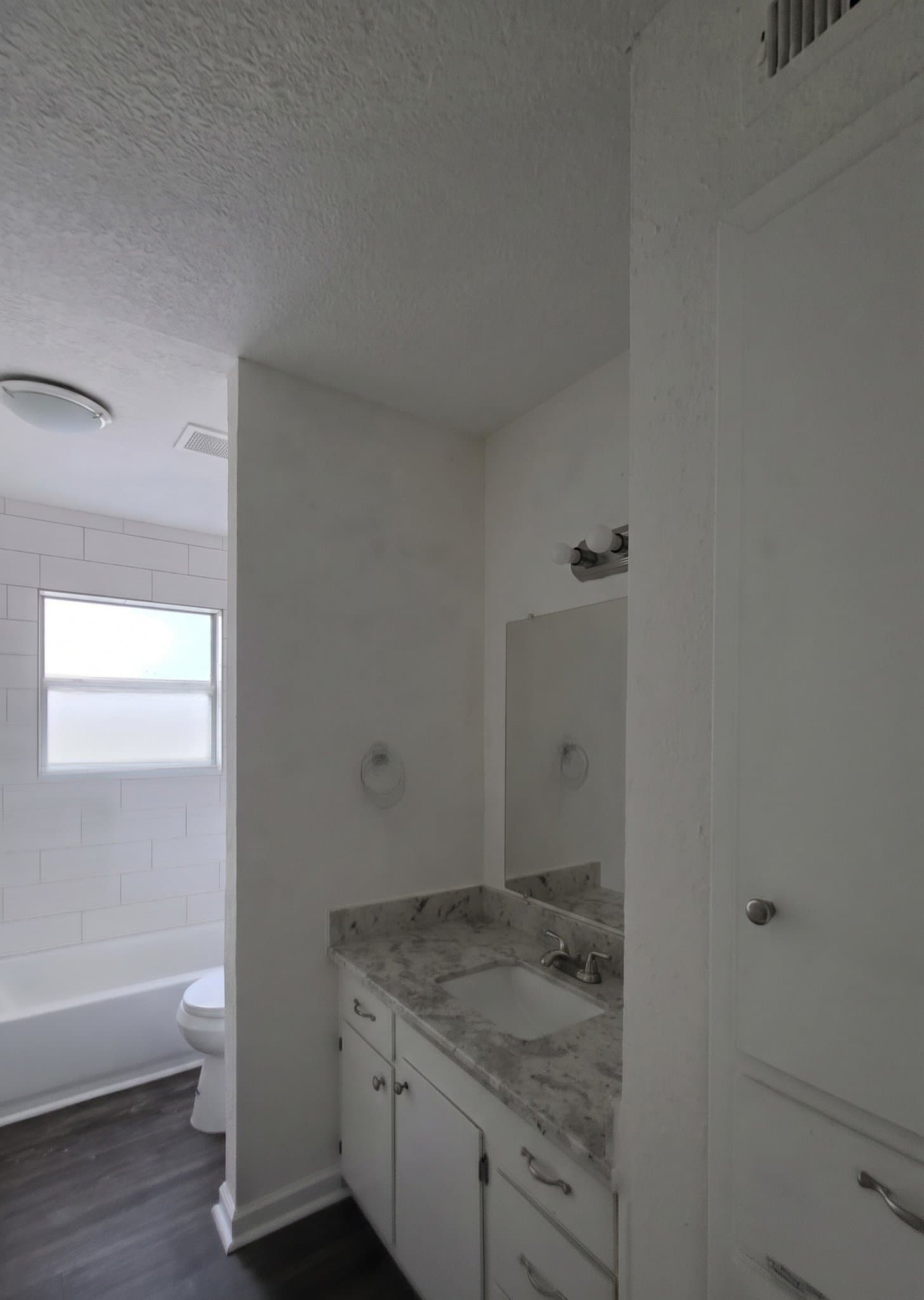 Bay City House: 116 Lindsey Ave