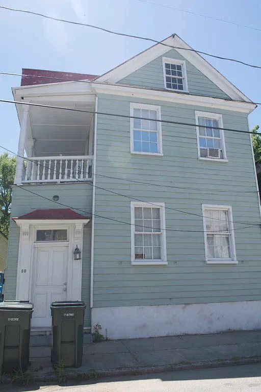 Charleston Condo: 59 Hanover St