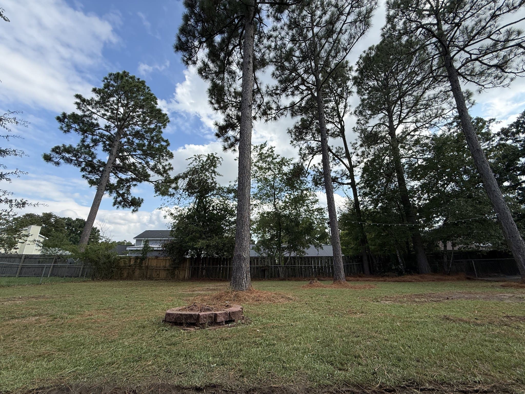 Fayetteville House: 7109 Kearny Ave