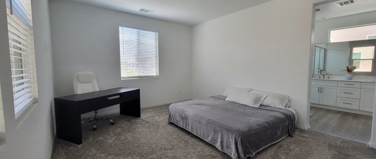 Valencia House: 27411 Pioneer Ct
