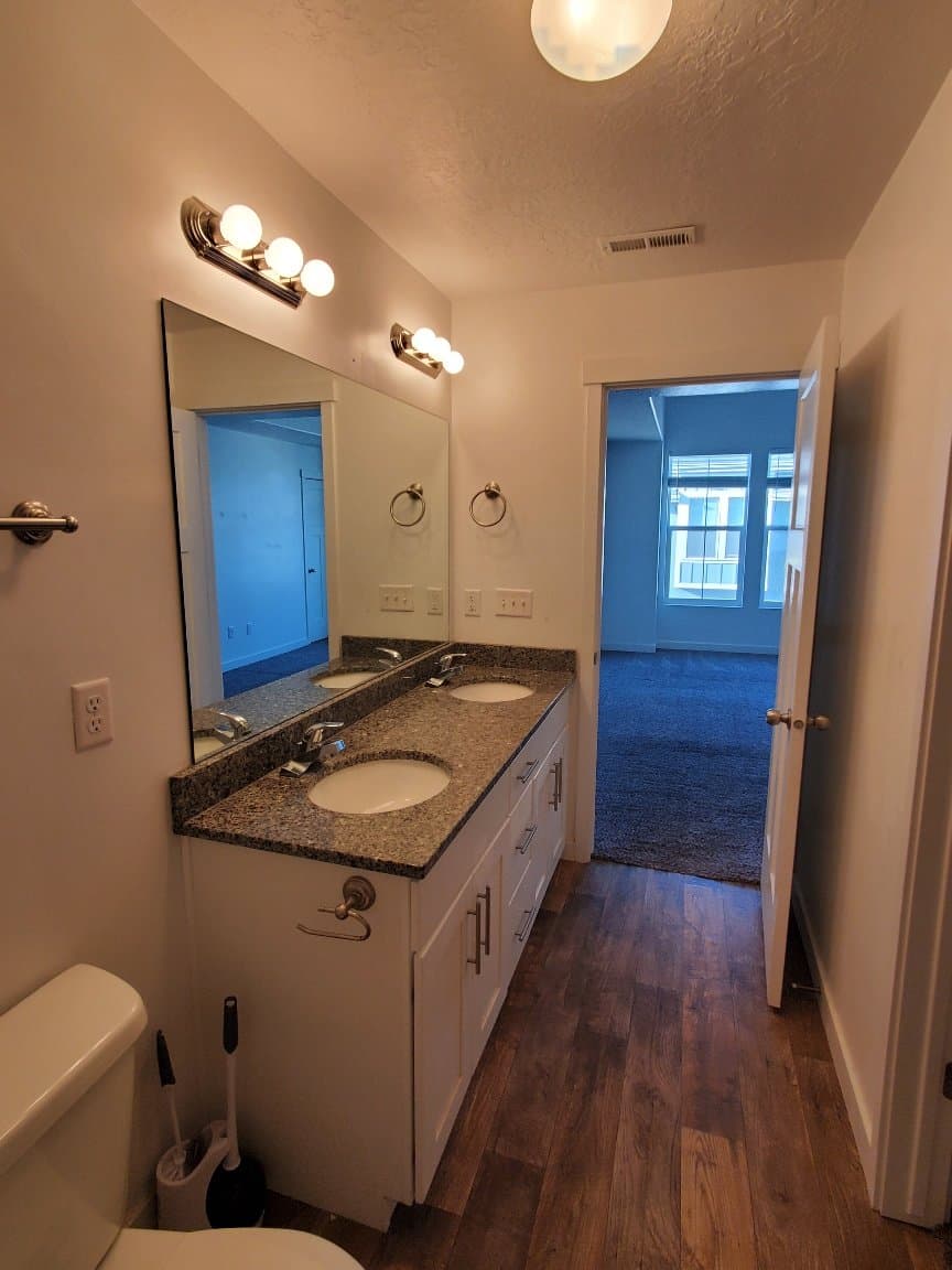 Vineyard Single Room: 685 E 330 N