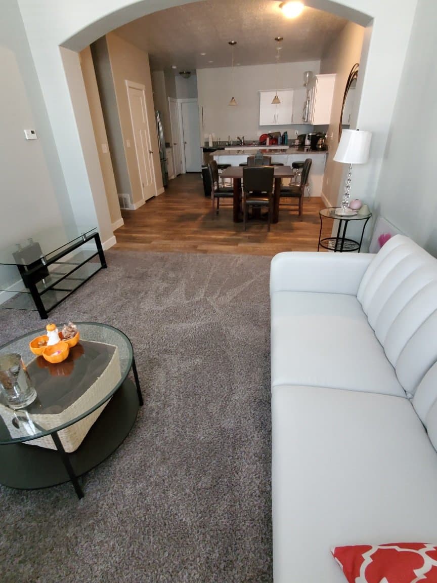 Vineyard Single Room: 685 E 330 N