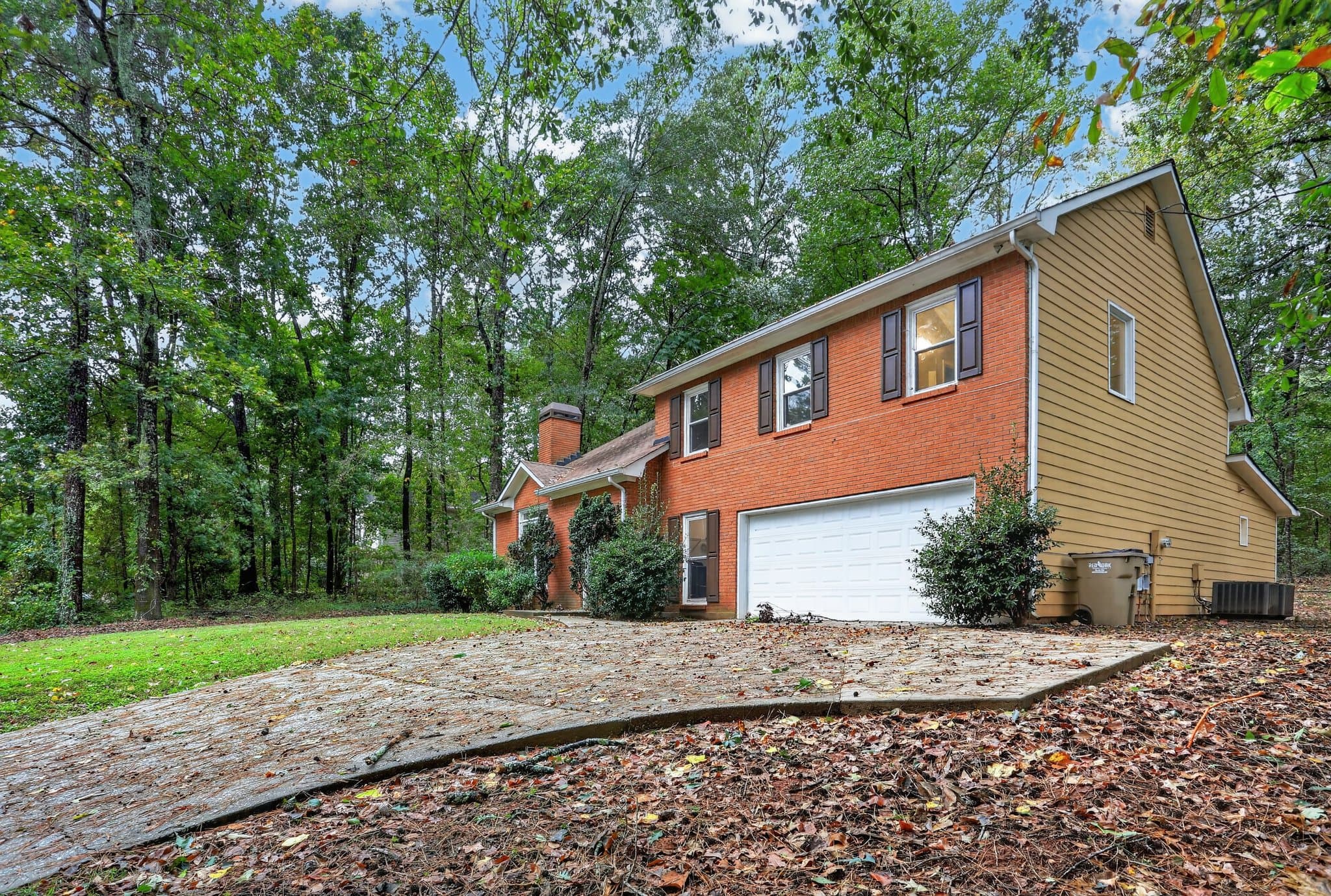 Jonesboro House: 7715 Wethersfield Dr