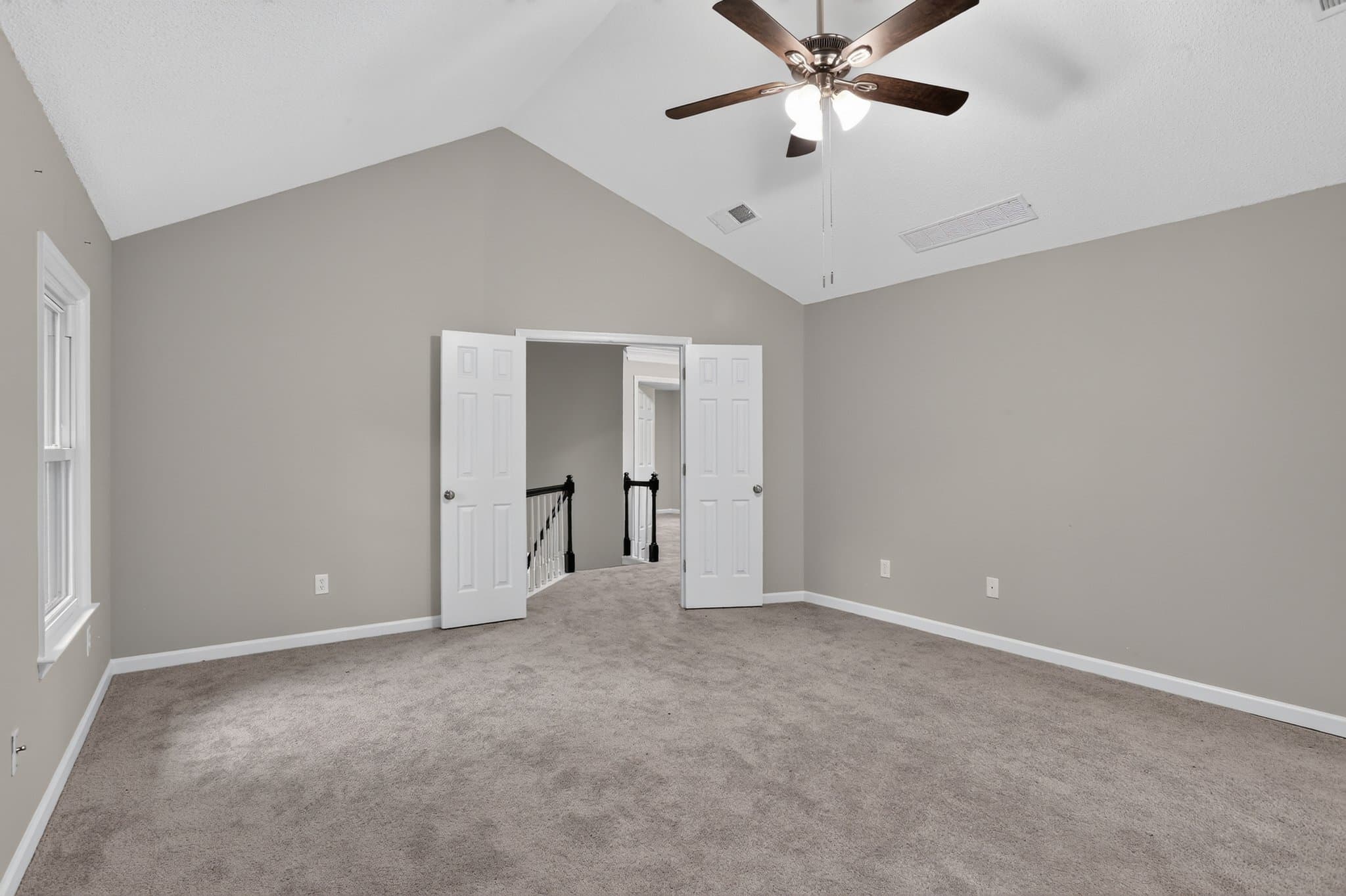 Jonesboro House: 7715 Wethersfield Dr