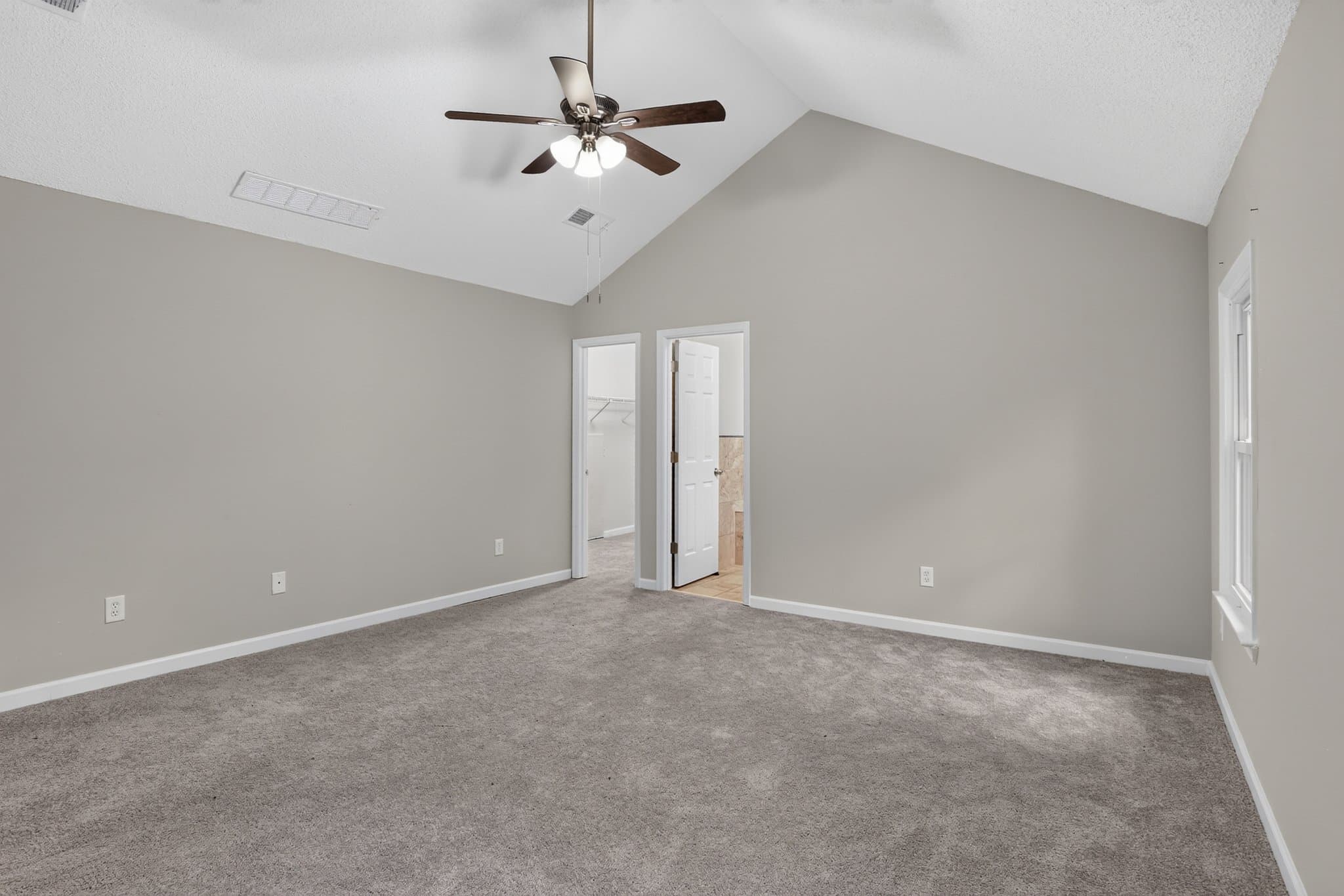 Jonesboro House: 7715 Wethersfield Dr